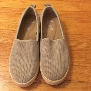 Clarks cushion soft suede tan slip ons (size 8.5)